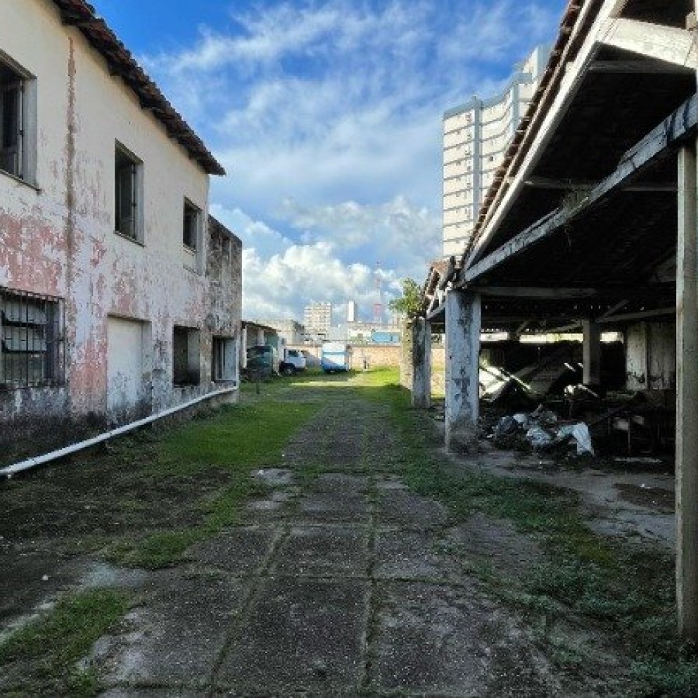 Terreno Com Edificação