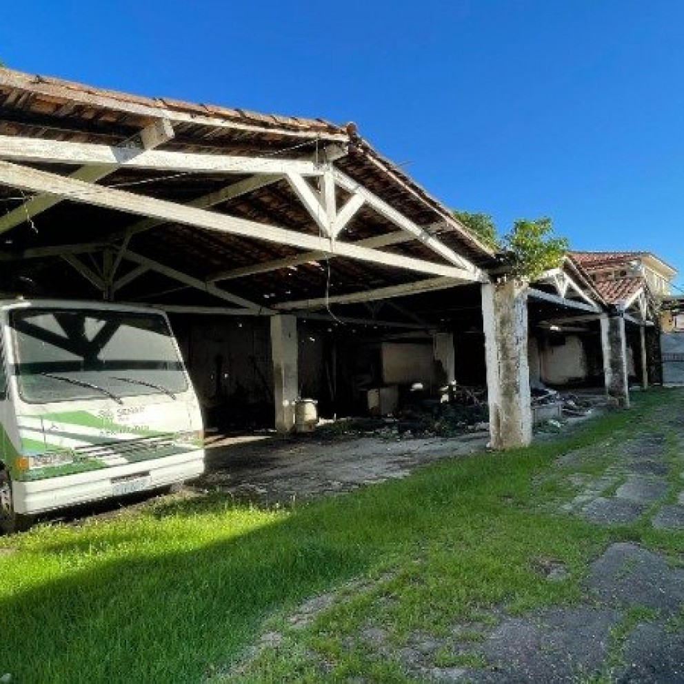 Terreno Com Edificação
