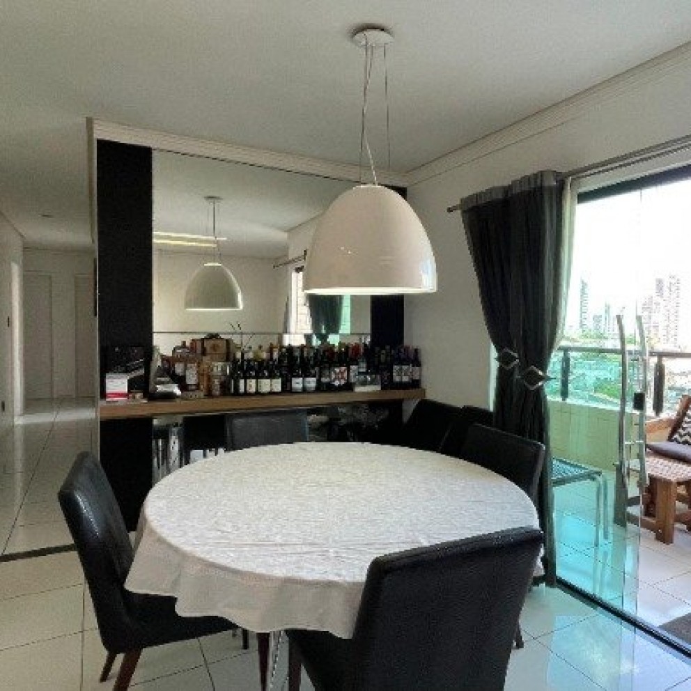 Ed. Ocean Residence