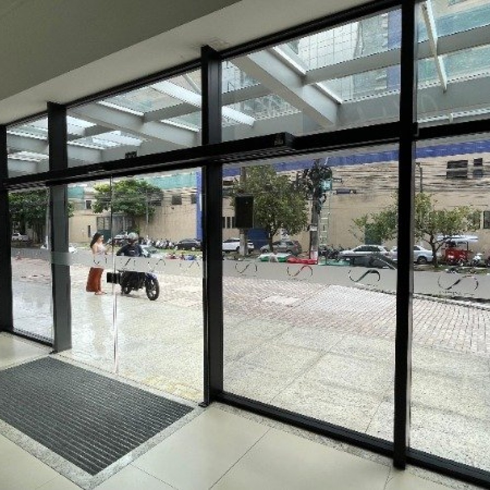 Ed. Infinity Corporate Center 