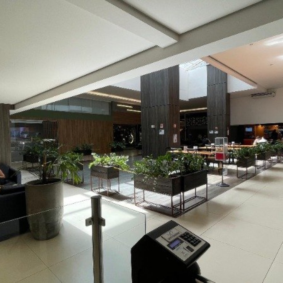 Ed. Infinity Corporate Center 