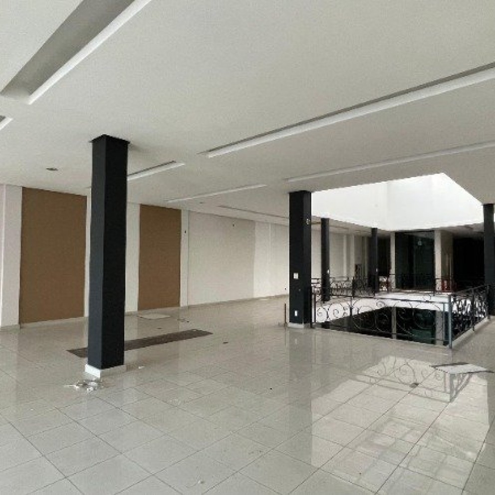 Prédio Comercial 