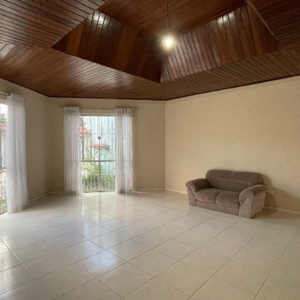 Casa Com 2 Pavimentos