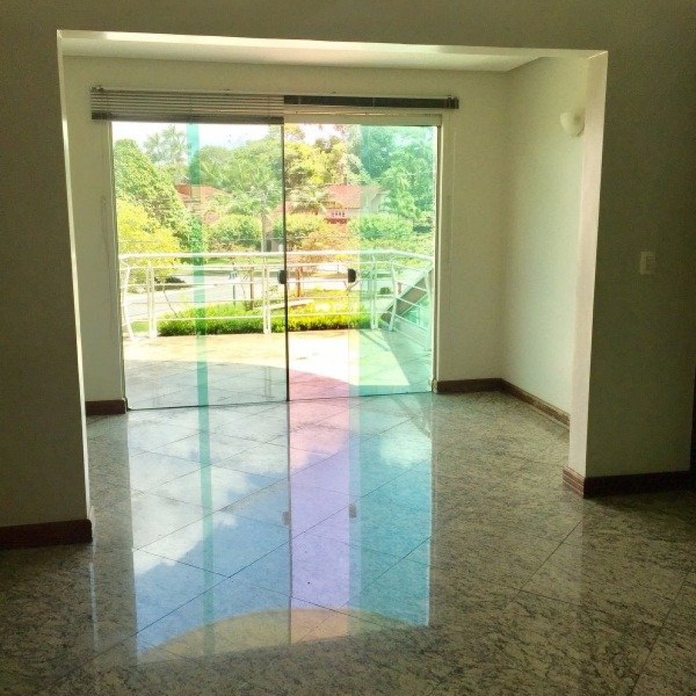 Cond. Cristal Ville