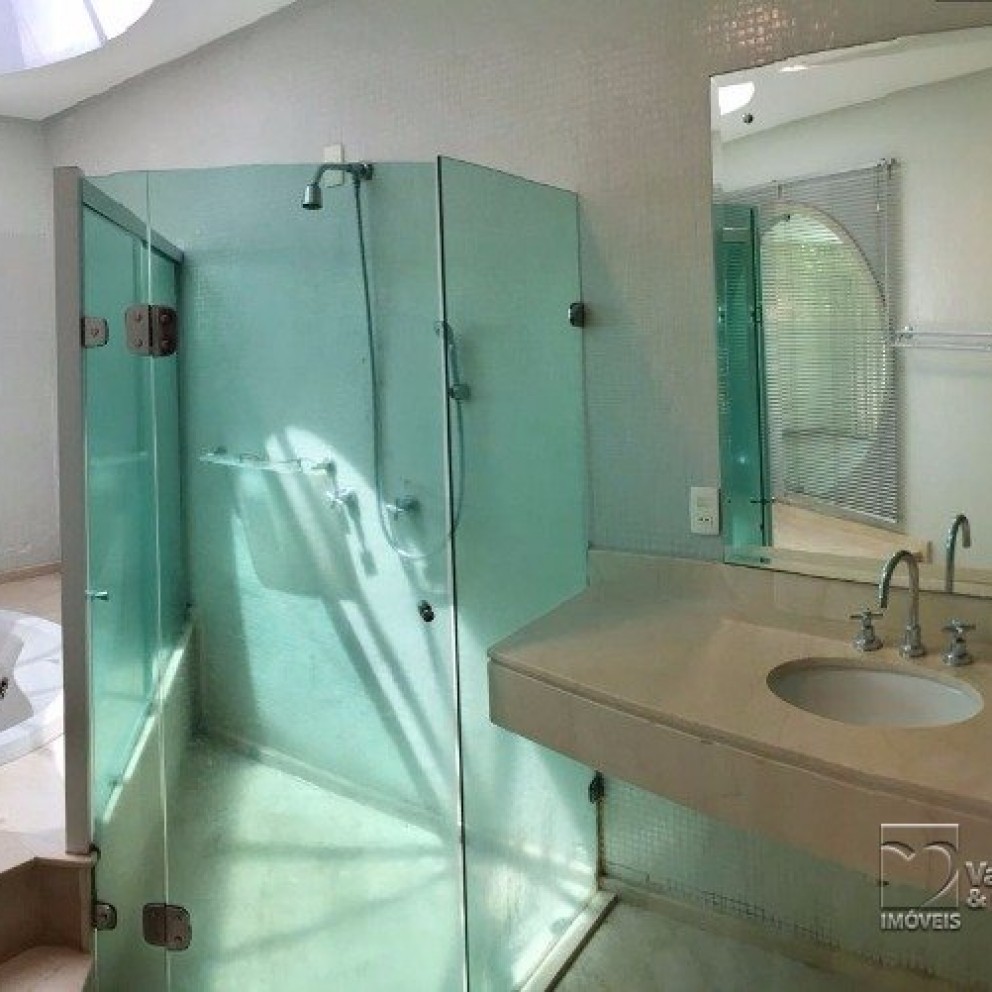 Cond. Cristal Ville
