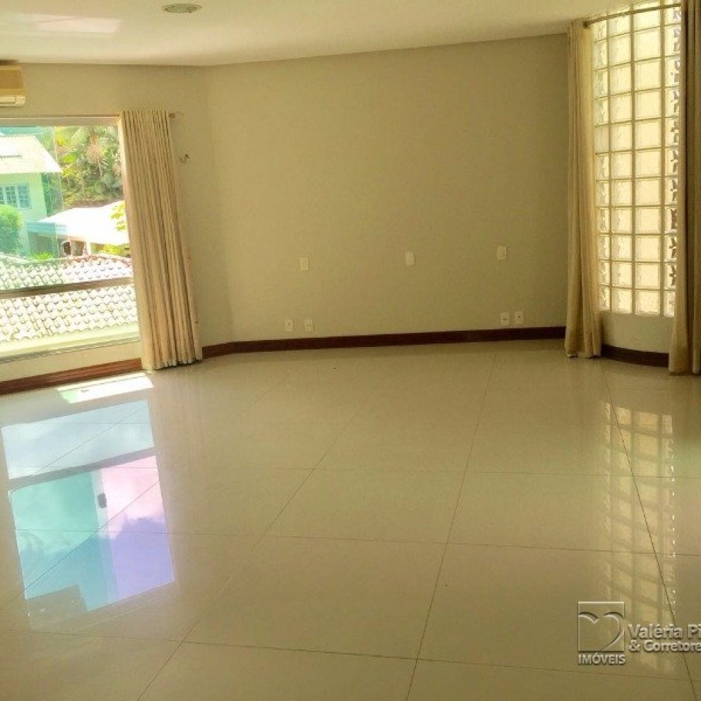 Cond. Cristal Ville