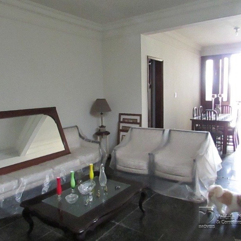 Casa Comercial