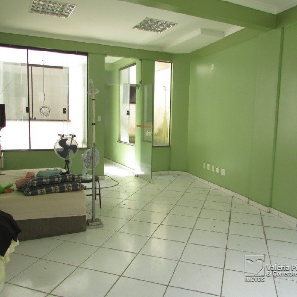Casa Comercial
