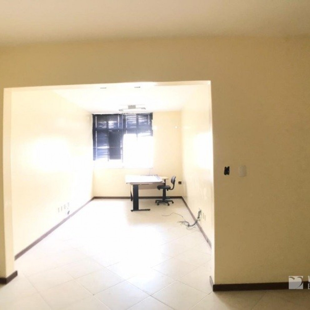 Casa Comercial