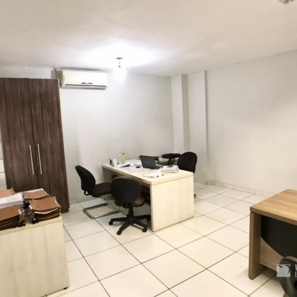 Galpão Com Prédio Comercial