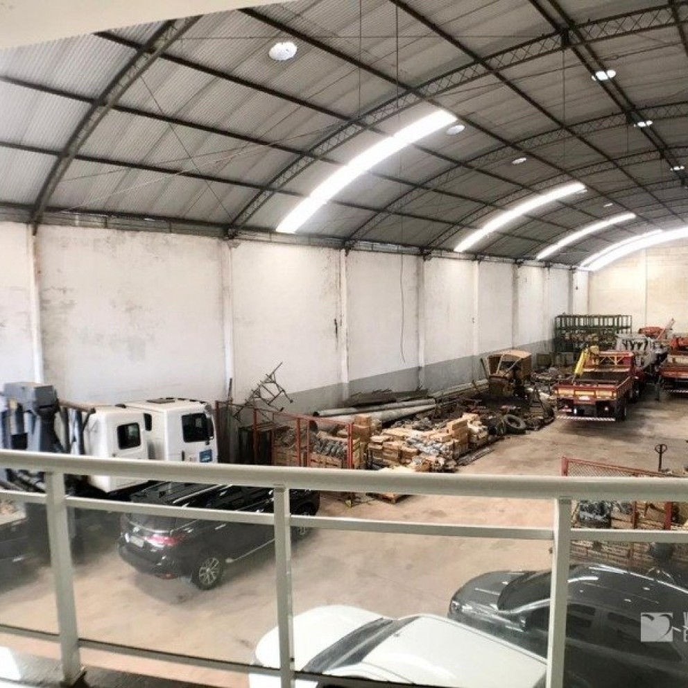 Galpão Com Prédio Comercial