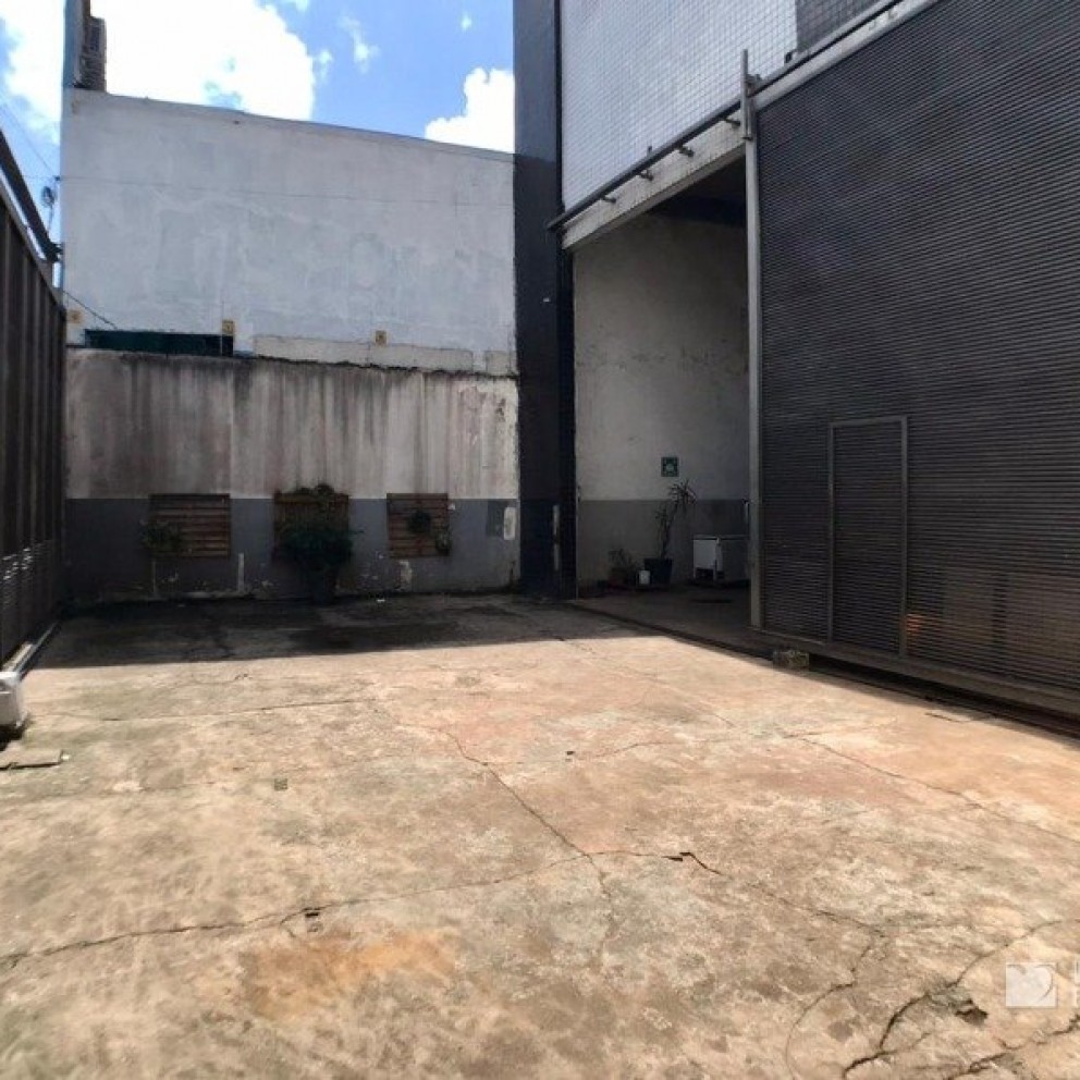 Galpão Com Prédio Comercial