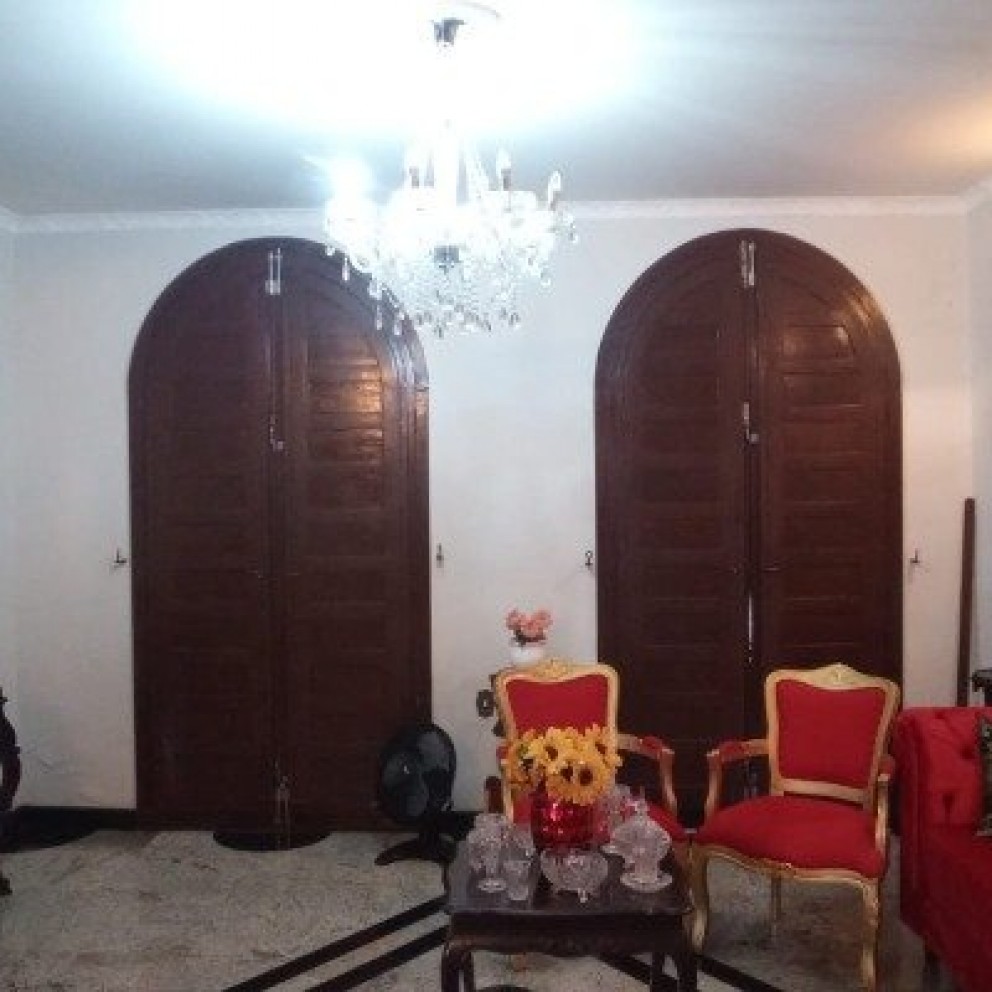 Casa de 2 Pavimentos 