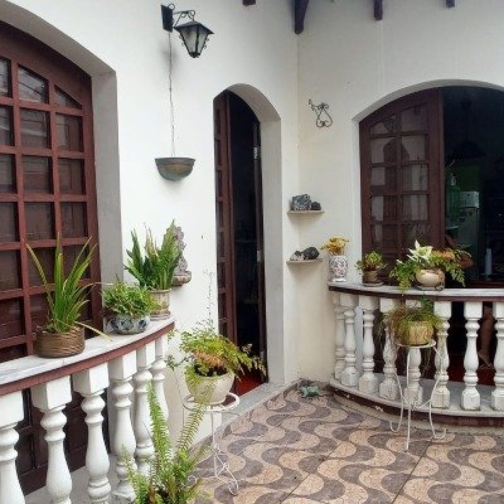 Casa de 2 Pavimentos 