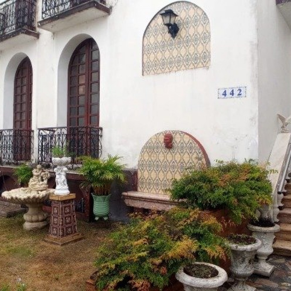 Casa de 2 Pavimentos 