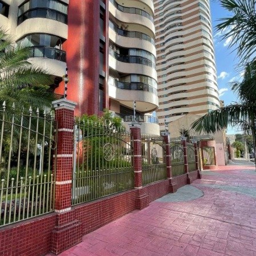 Ed. Torre De Alhambra