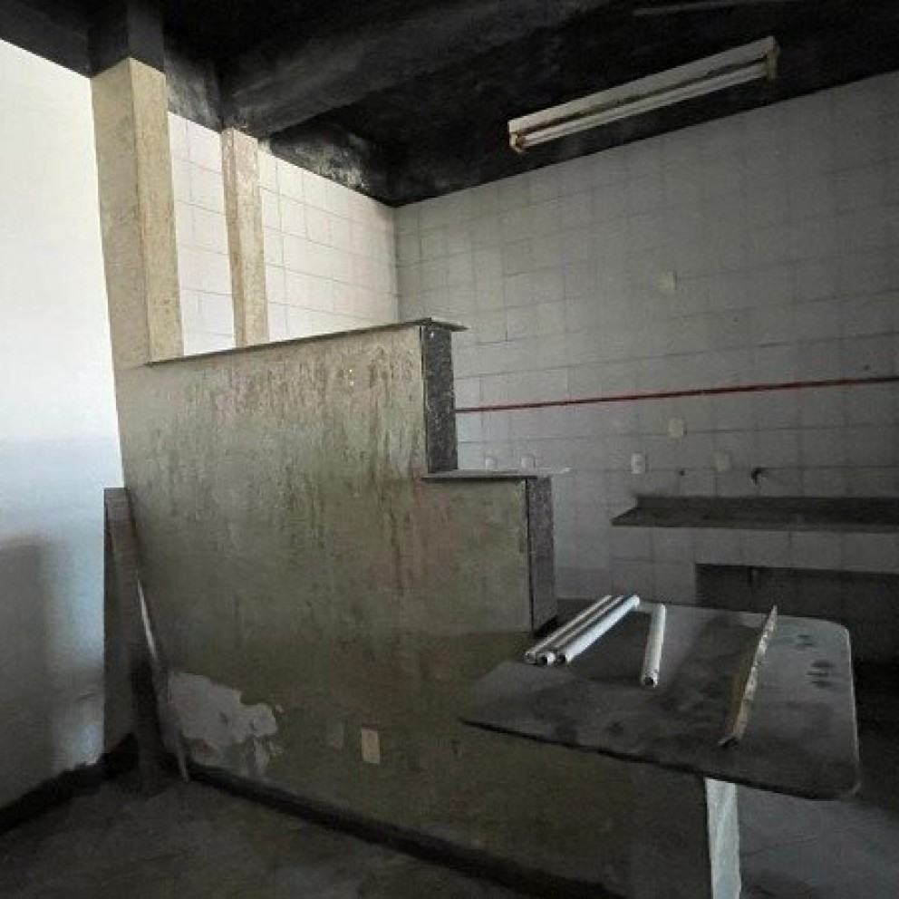 Prédio Comercial Altos