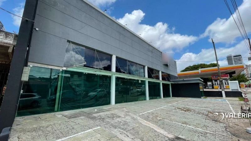 Galpão Com Edificação