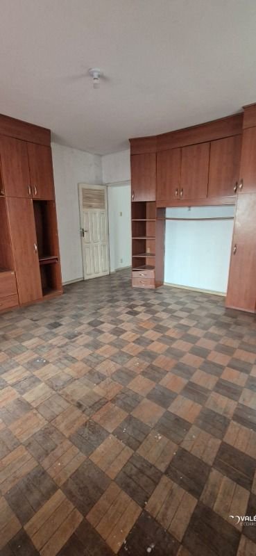 Casa Comercial